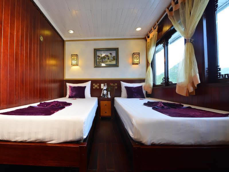 ホテルLuxury Imperial Cruise Halong ハロン エクステリア 写真